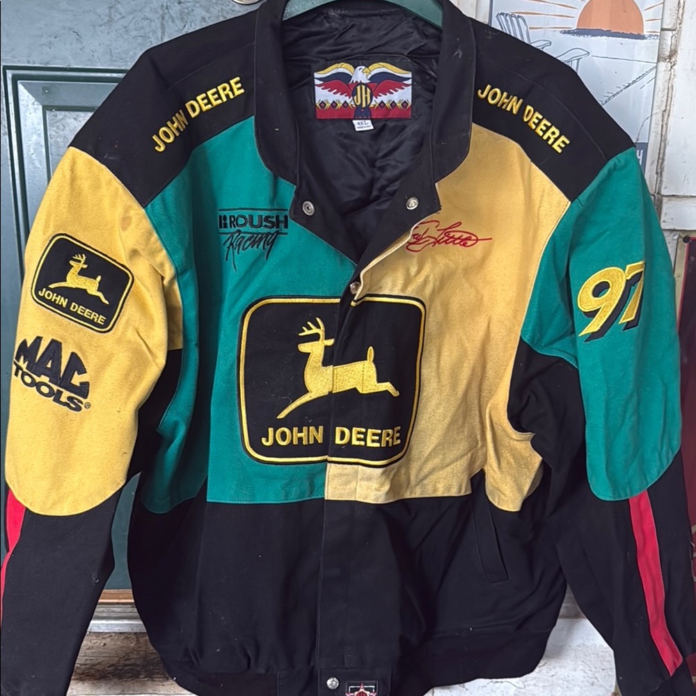 Vintage John Deere nascar racing jacket. 4xl. Multi colored
